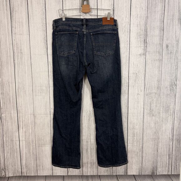 Lucky Brand Women's Size 16 Blue Sweet Mid-Rise Bootcut Denim Jeans - Picture 2 of 8
